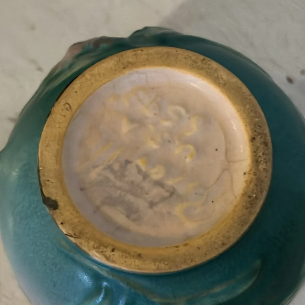 1940s Roseville Foxglove 659-3 vase jardinière